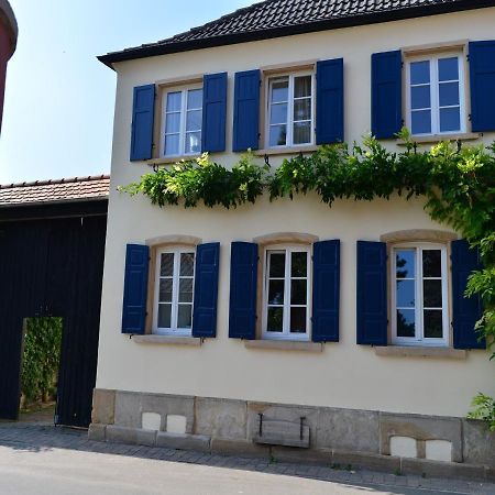 Gastehaus & Weingut Gehrig Hotel Weisenheim am Sand Exterior foto