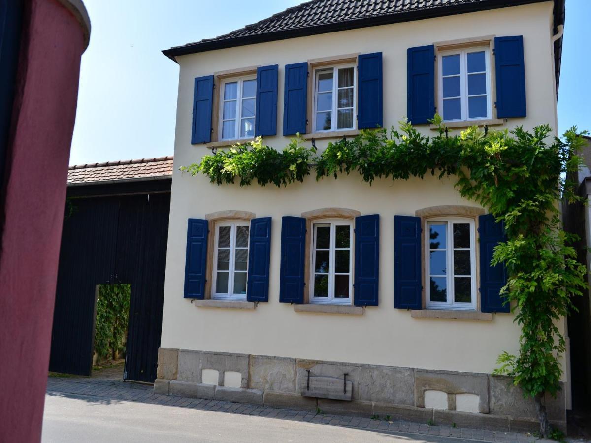 Gaestehaus & Weingut Gehrig Weisenheim am Sand Exterior foto
